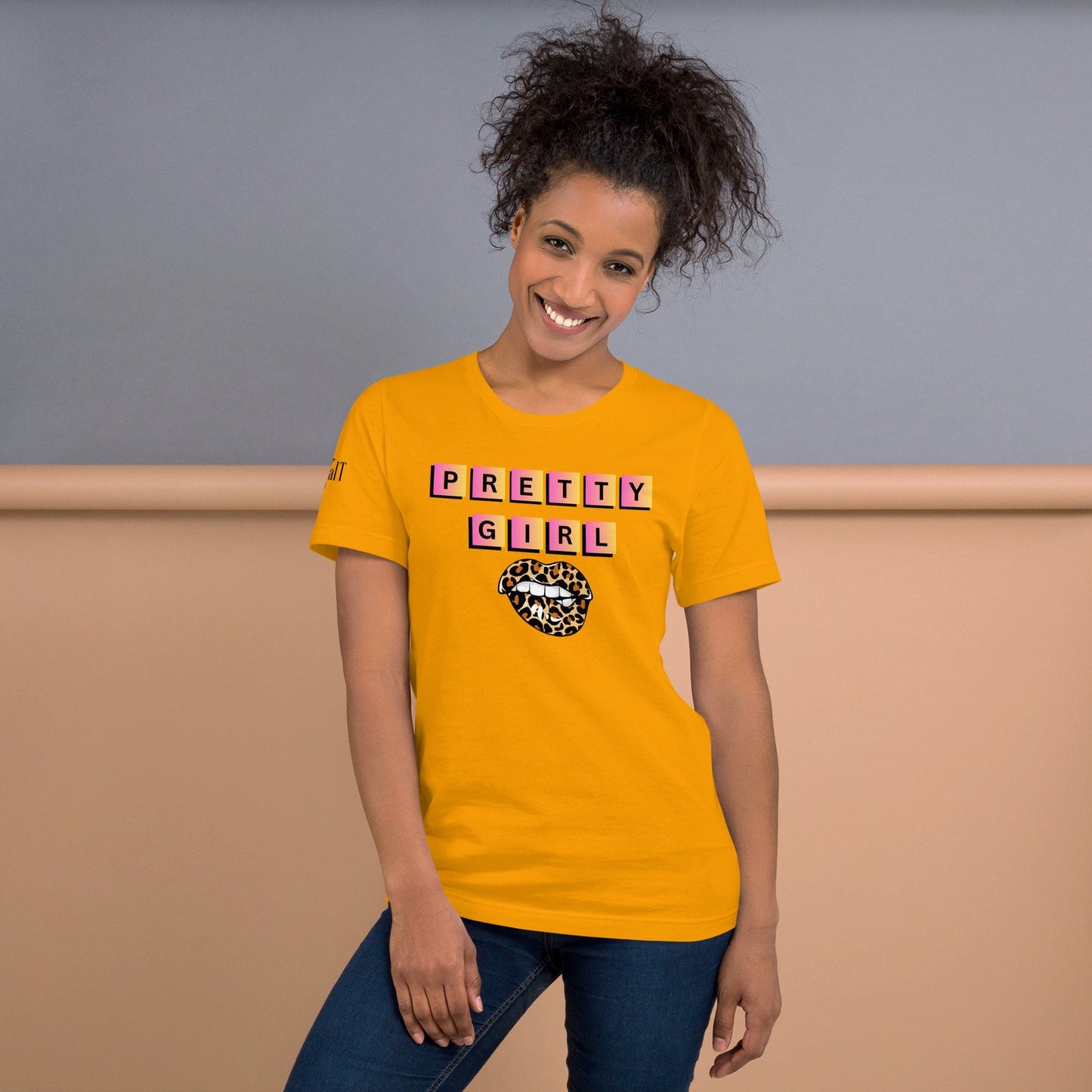 Pretty Girl Unisex t-shirt